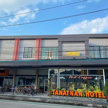 Tanatnan Hotel Ranong Exterior photo